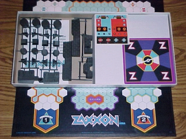 Jpeg picture of Zaxxon (inside box) by Milton Bradley.