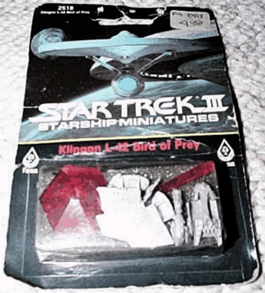Another jpeg picture of FASA's Klingon L-42 miniature in blister package.